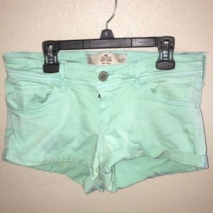 Low rise, Hollister Short-shorts